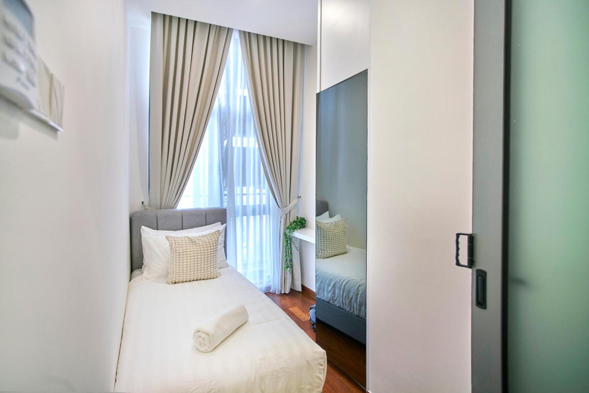 Royce Residence Klcc By Cobnb Куала Лумпур Екстериор снимка